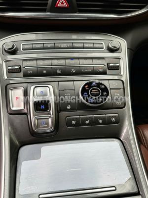 Xe Hyundai SantaFe Cao cấp 2.2L HTRAC 2023