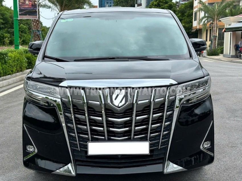 Toyota Alphard Luxury Executive Lounge