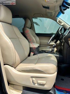 Xe Toyota Prado VX 2.7L 2021