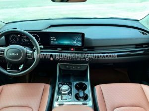 Xe Kia Carnival Signature 2.2D 2025