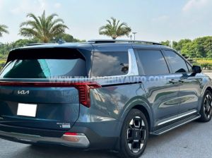 Xe Kia Carnival Signature 2.2D 2025